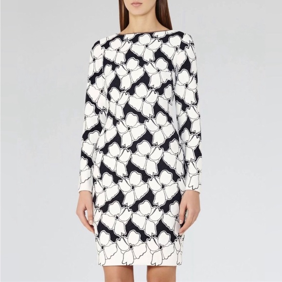 Reiss Dresses & Skirts - REISS Lottie- Lace Bodycon Dress Off White/Night